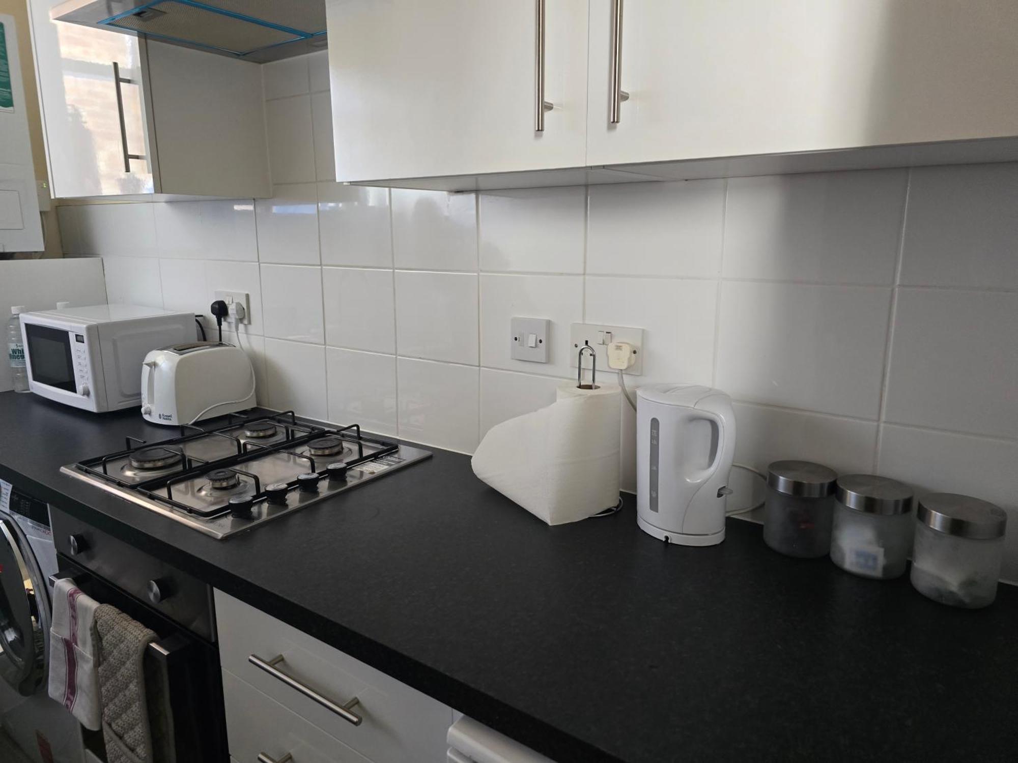 14B Malden Apartment วัตฟอร์ด ภายนอก รูปภาพ